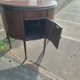 Antiek eiken halve maankastje Engels gebogen front br-97cm omstreeks 1920 nr K2026100