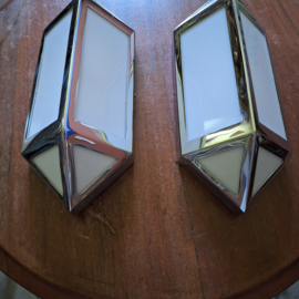 Paar vintage wandlampen, verchroomd ABS en satijnen plexiglas, Frankrijk, 1980