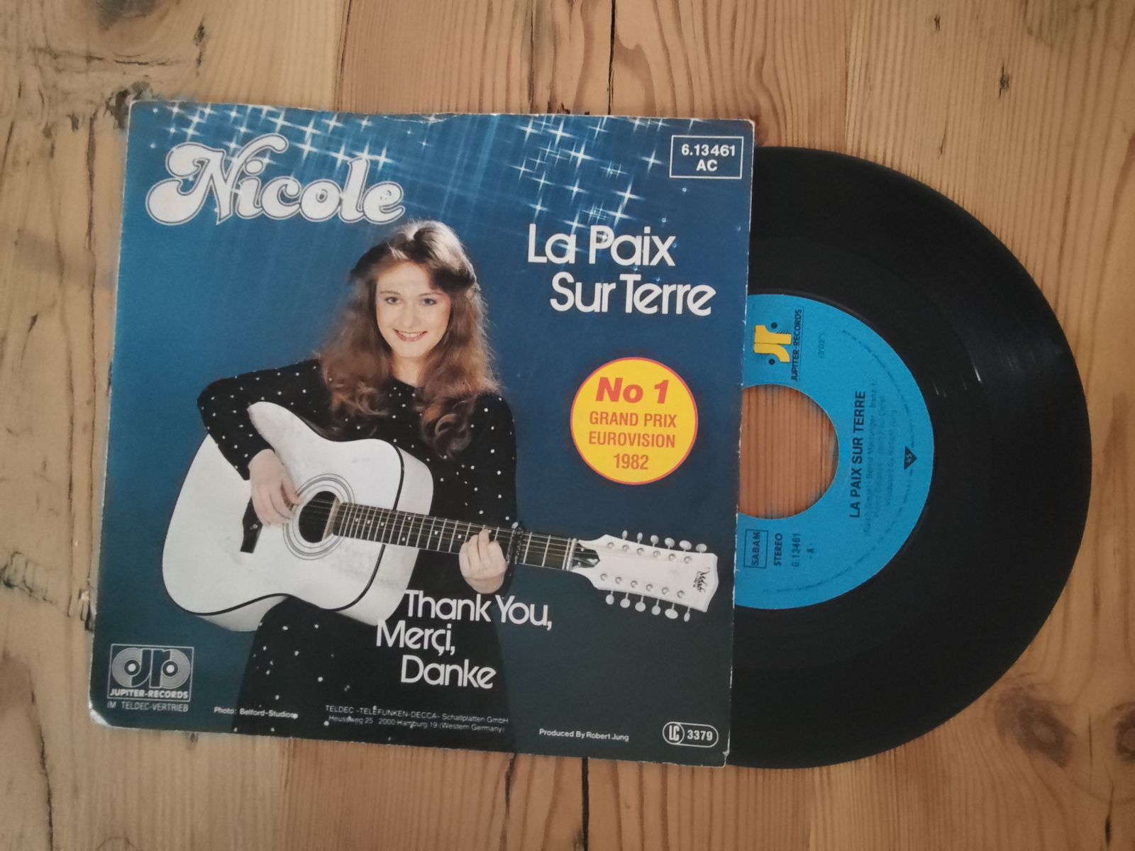 Nicole met La paix sur terre 1982 Single nr S20256506