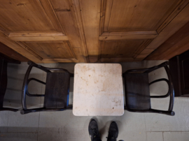 Thonet kinderbankje of kinderbureau voor 2 kids Engels gestoomd beuken 1920 nr B 20244