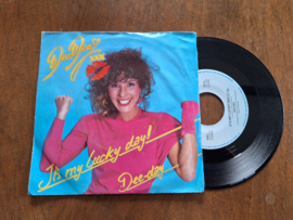 Dee Dee met It's my lucky day 1985 Single nr S20233931