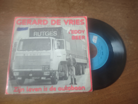 Gerard de Vries met Teddy beer 1976 Single nr S20221812