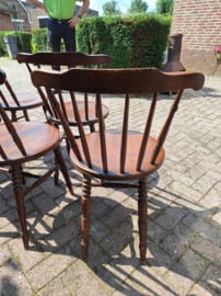 Set van 6 beuken stoelen Thonet achtig met spijlen 1900-1920 prijs per set nr ST20242