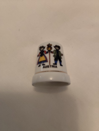 Vingerhoed porcelein opdruk Austria 2-zijdig 2,8cm hoog zonder doosje