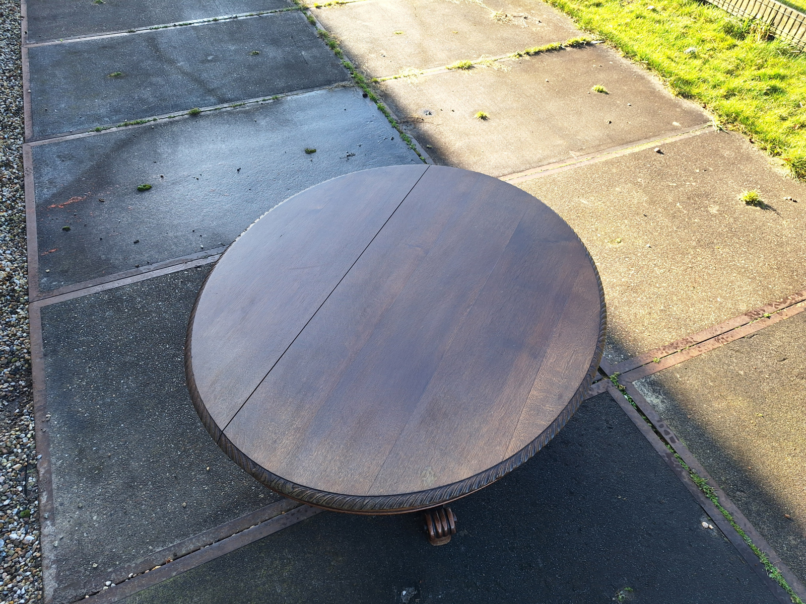 Antieke salontafel kolom met fruit op de 4 tenen omstreeks 1890-1900 nr T202513
