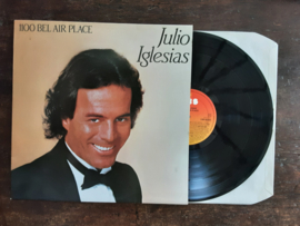 Julio Iglesias met 1100 bel air place 1984 LP nr L2024130