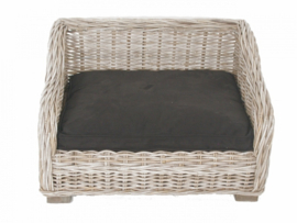 handgevlochten hondenmand hondenbank SMALL grijs natural nr 900206