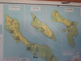 Landkaart Suriname en de Nederlandse Antillen.  VERKOCHT