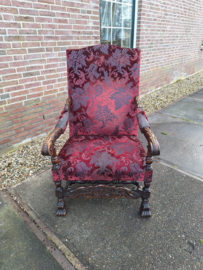 Grote here fauteuil met dieprode bekleding omstreeks 1890-1900 nr ST20255