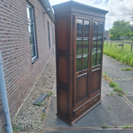 Tweedeurs vitrine kast eiken met la omstreeks 1950-1970 nr K202689