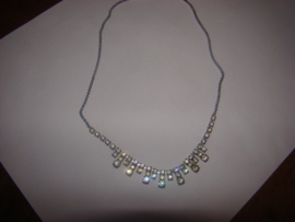 Strass collier of ketting.