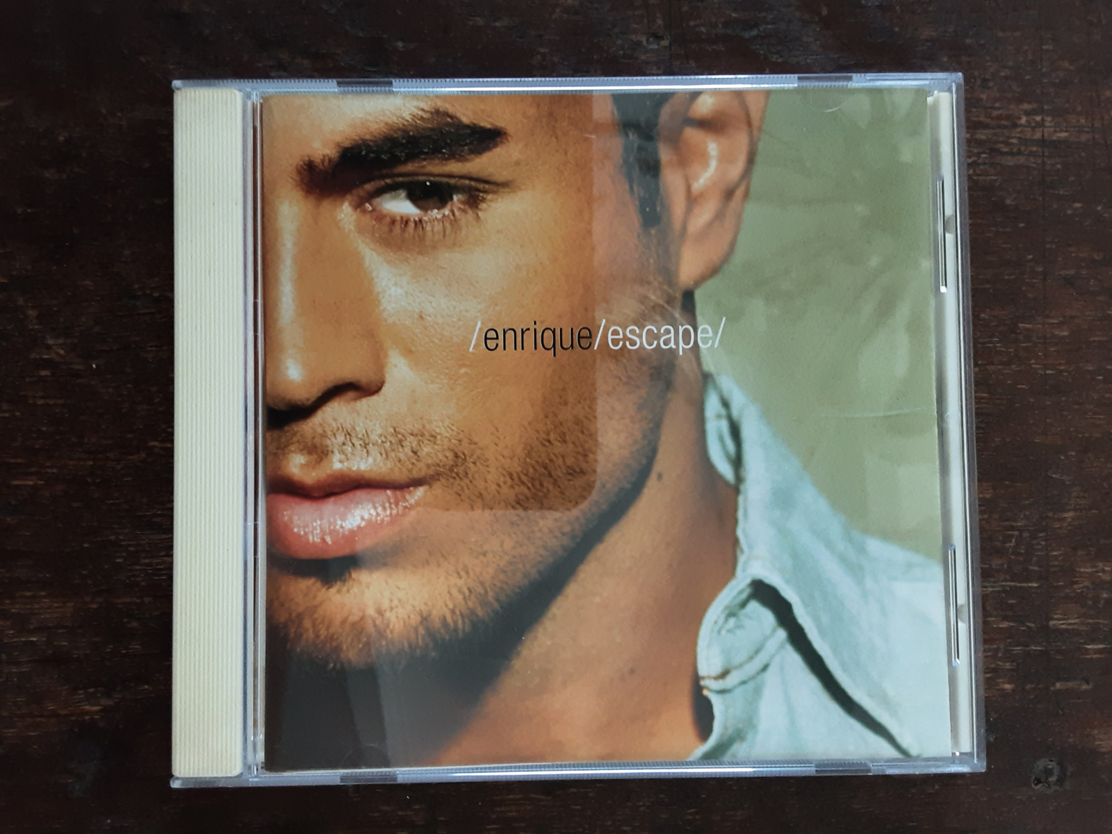 Enrique Iglesias met Escape 2002 CD nr CD2024327