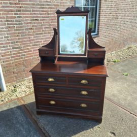 Engelse mahonie kaptafel met kantelspiegel omstreeks 1910-1920 nr K202566