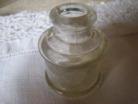 Rond inktpotje van glas