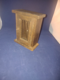 Houten handgemaakte sleutelkast briefvakje ijzer spijltjes br20cm nr 6075