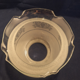 Originele oude staande olielamp glas vicotiaanse stijl helder en gesatineerd \ geetst glas met motief