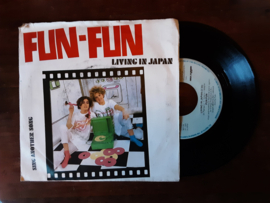 Fun Fun met Living in Japan 1985 Single nr S20234121