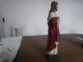 Antiek beeld  heilig hart Jezus.