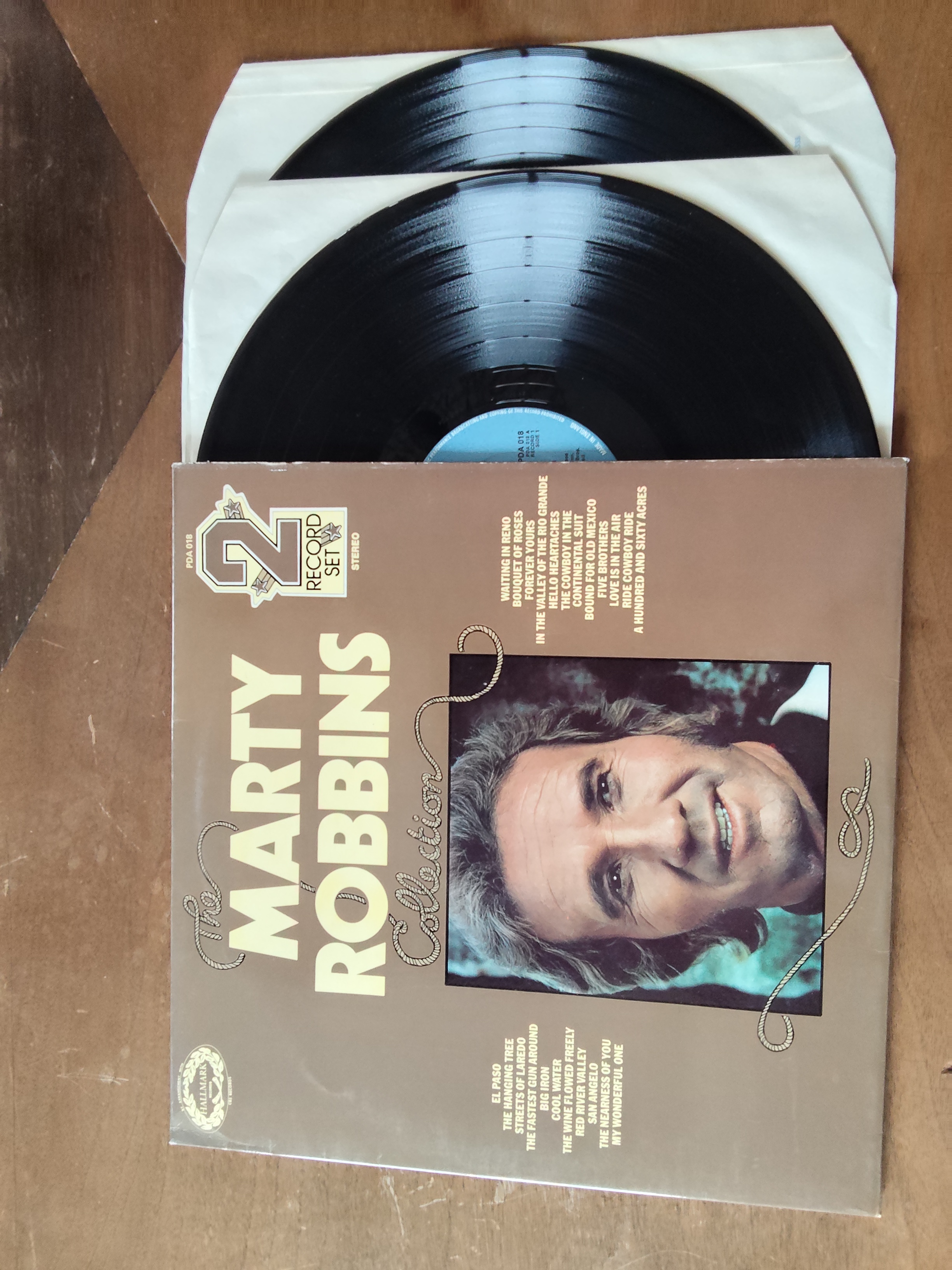 Marty Robbins met The Marty Robbins collection 1973 LP nr L20251238