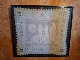 S41 Ingelijst haak werk met titel Creation d'un Chevalier 1360