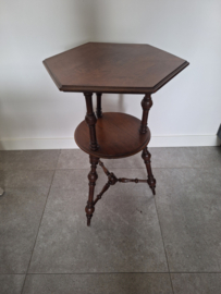 Antieke etagiere tafeltje h-73cm met onderblad h-44cm 1910-1920 nr T202512