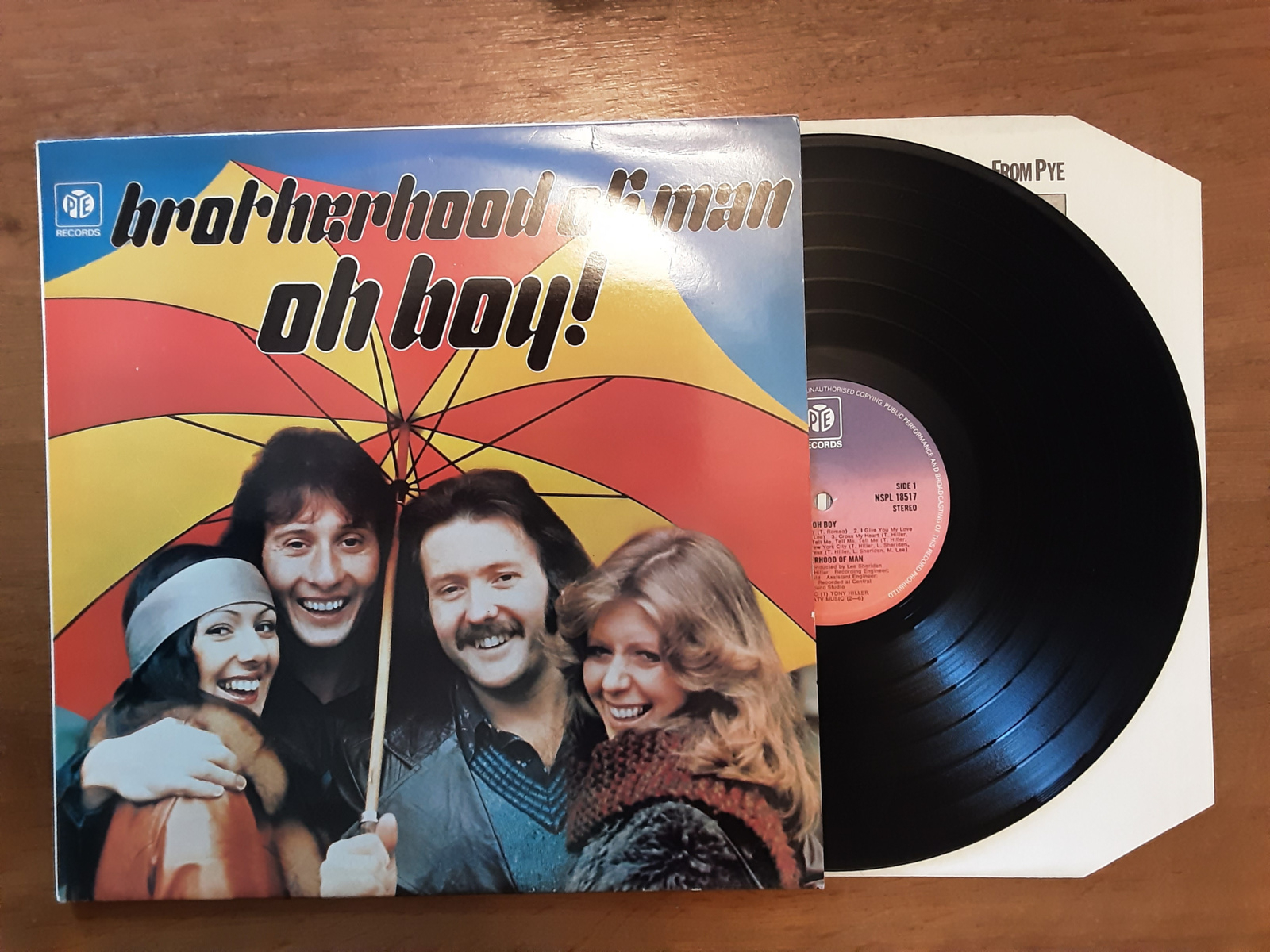 Brotherhood of man met Oh boy! 1977 LP nr L2024797