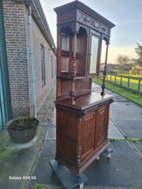 Antieke Mechelse kast omstreeks 1890 a 1900 3-deuren houtsnijwerk nr K202536