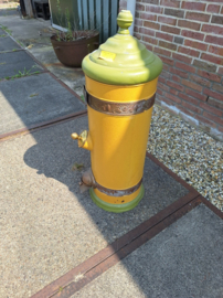 Oude winkeldispenser metaal met schep en klep 1910-1930 voor bv koffie nr KK202411
