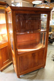 Glaskast 1-deur iepenhout met origineel binnenwerk 1890-1900 nr 11024