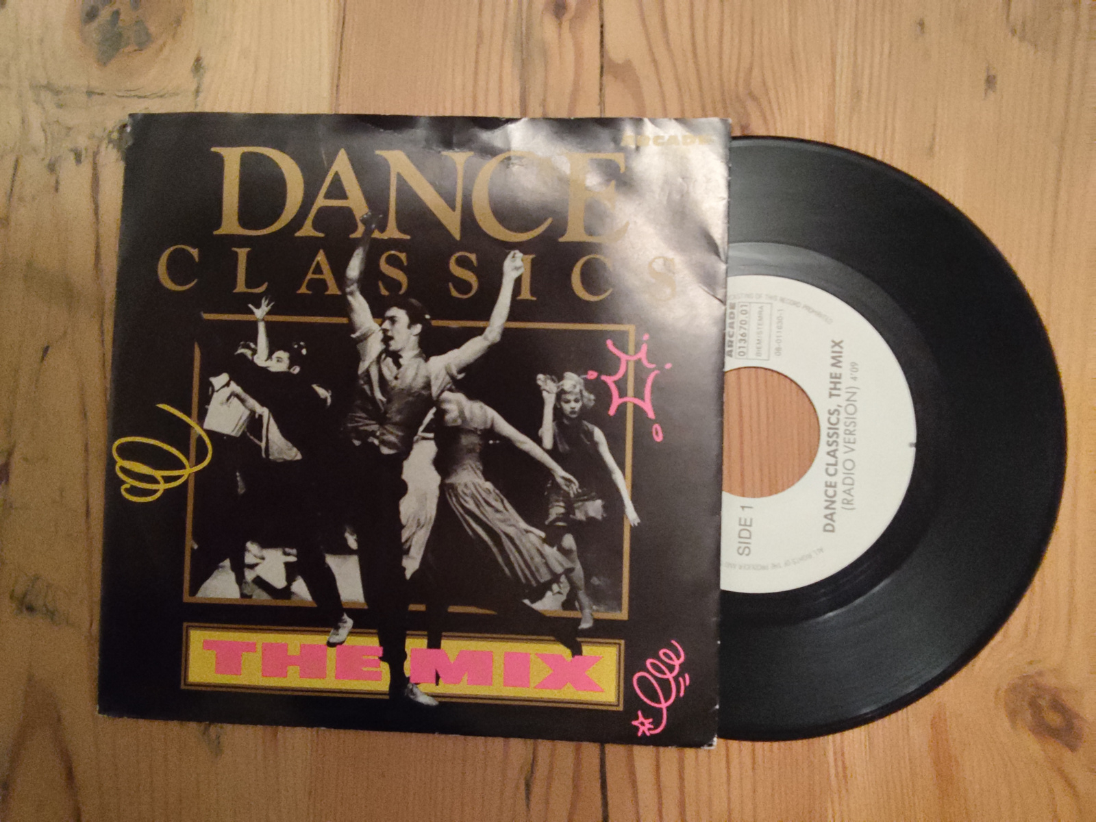 Dance Classics met Dance Classics, the mix 1989 Single nr S20256411