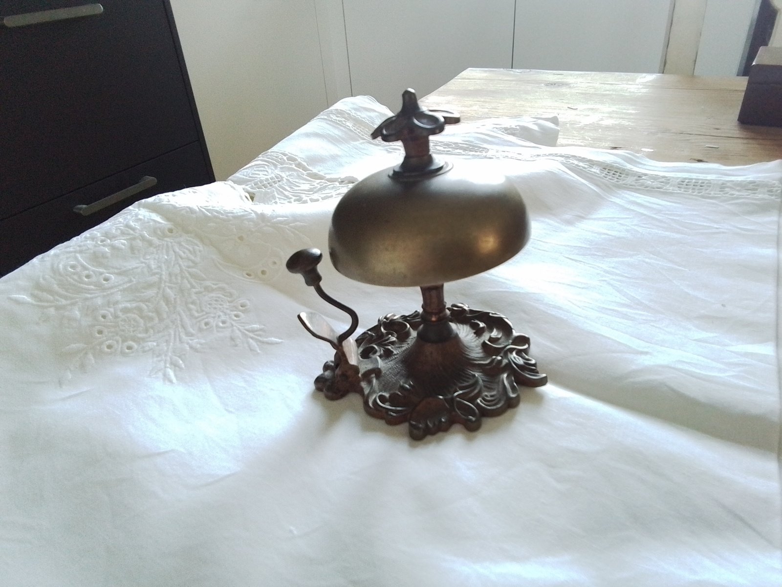 Messing tafelbel jugendstil.