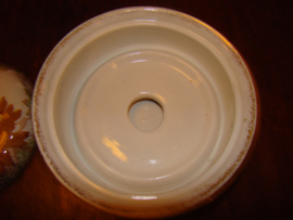 Oud   zeepdoosje  of zeepbakje.