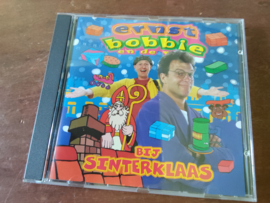 Ernst, Bobbie en de rest met Bij Sinterklaas 2001 CD nr CD20262032