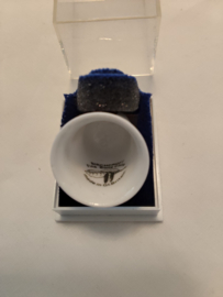 Vingerhoed porcelein Amstelveen 3cm hoog Birchcroft made in Great Britain