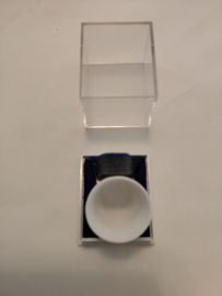 Vingerhoed porcelein opdruk Art Magistra 3cm hoog geen opdruk in de vingerhoed