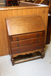 Oude engelse eiken klepsecretaire omstreeks 1930 3-laden nr 11313