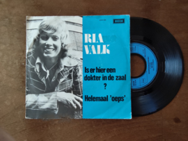 Ria Valk met Is er hier een dokter in de zaal? 1973 Single nr S20256791