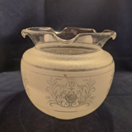 Originele oude staande olielamp glas vicotiaanse stijl helder en gesatineerd \ geetst glas met motief