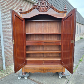 Hollandse antieke biedermeier kuifkast mahonie veel opbergruimte omstreeks 1880 nr K202571