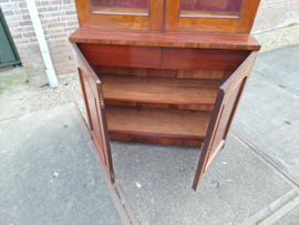 Engelse mahonie boekenkast omstreeks 1890 br-128cm nr K202539