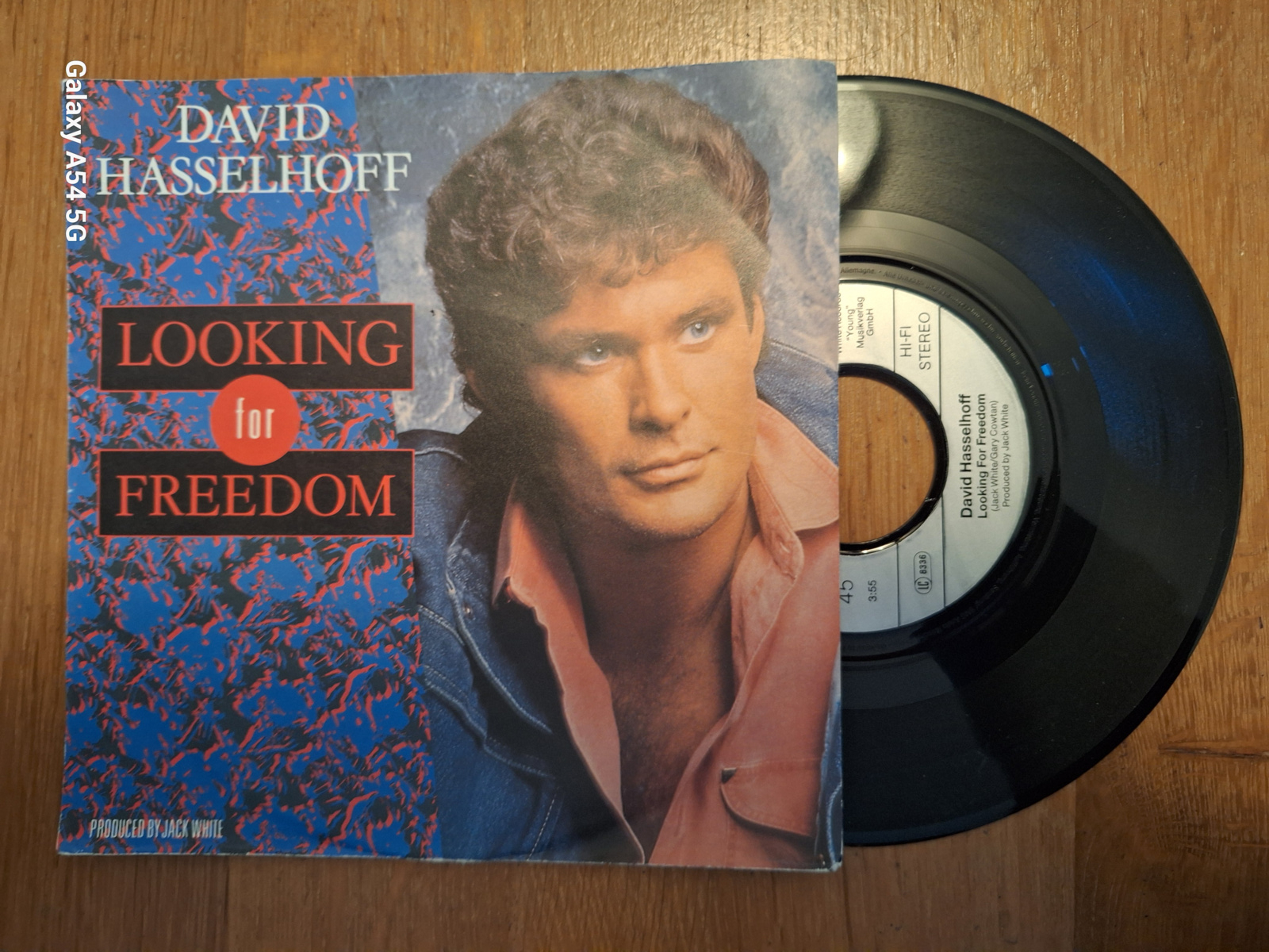 David Hasselhoff met Looking for freedom 1988 Single nr S20221755
