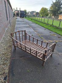 Oud eiken spijlenbed omstreeks 1960 1-persoons junioren bed nr B20241