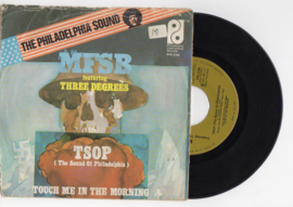 MFSB Ft. The three degrees met TSOP (the sounbd of philadelphia) 1974 Single nr S2021985