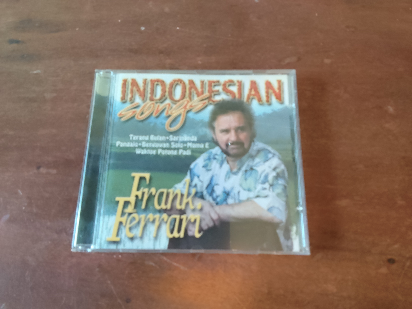 Frank Ferrari met Indonesian songs 20?? CD nr CD2025874