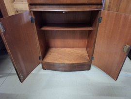 Art-deco huisbar of minibar omstreeks 1920 notenhout h-107,5 uitklapbaar nr K20244