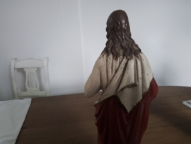 Antiek beeld  heilig hart Jezus.