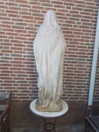 Groot beeld  onbevlekt hart van Maria.