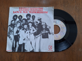 Sergio Mendes and the new Brasil met Love me tomorrow 1977 Single nr S20233939