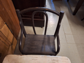 Thonet kinderbankje of kinderbureau voor 2 kids Engels gestoomd beuken 1920 nr B 20244
