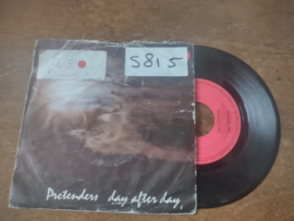 Pretenders met Day after day 1981 Single nr S20221656